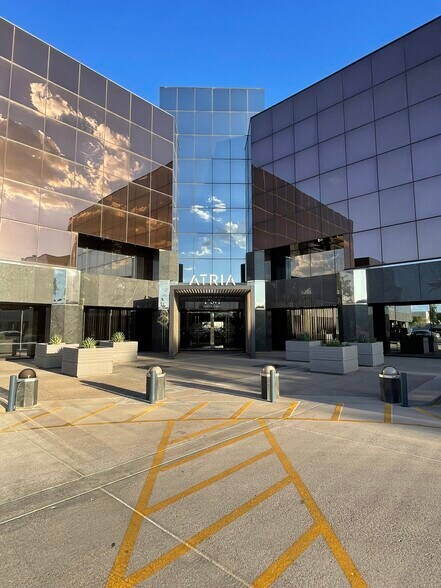More Photos Of 11811 N Tatum Blvd, Phoenix Office For Lease