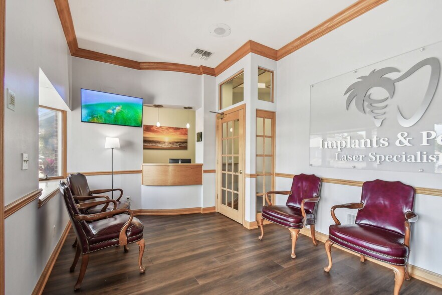 More Photos Of 2654 W Lake Rd, Palm Harbor Medical For Sale