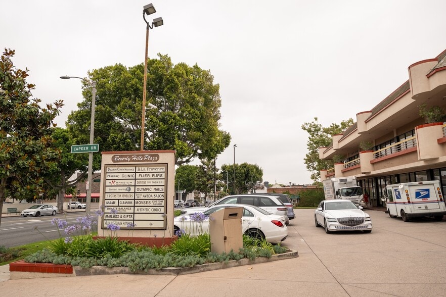 More Photos Of 8950 W Olympic Blvd, Beverly Hills Storefront Retail Office For Sale