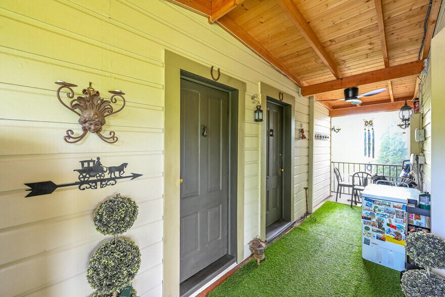 More Photos Of 236 SE Stephens St, Roseburg Hospitality For Sale