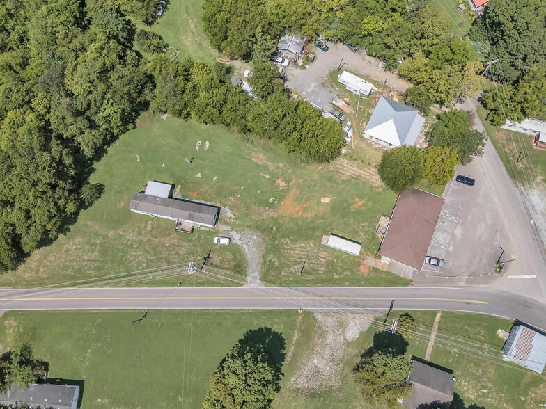 More Photos Of 1701 Dumplin Loop Rd, New Market Freestanding For Sale