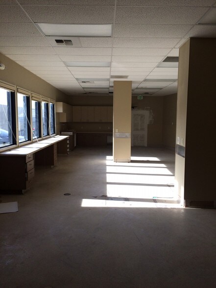 More Photos Of 2500 Zanella Way, Chico Storefront Retail Office For Lease