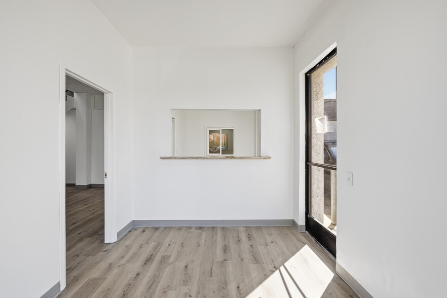 More Photos Of 10742 Burbank Blvd, North Hollywood Warehouse For Lease