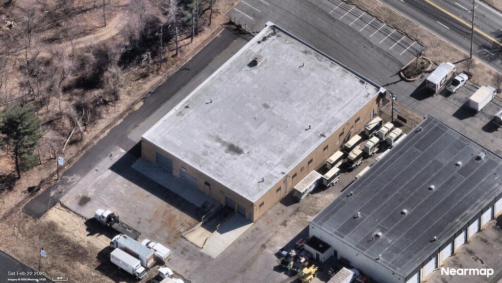 More Photos Of 2703 River Rd, Cinnaminson Warehouse For Lease