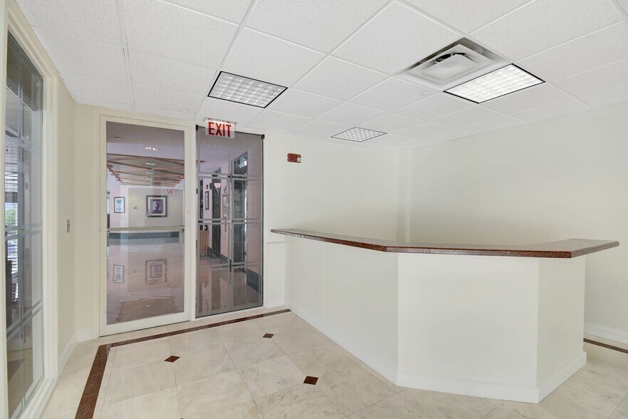 More Photos Of 200 S Andrews Ave, Fort Lauderdale Medical For Sale