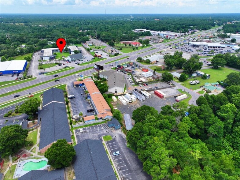 More Photos Of 6911 Pensacola Blvd, Pensacola Land For Lease
