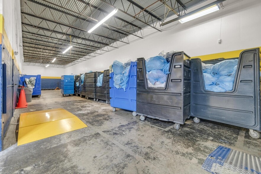 More Photos Of 821-841 NW 57th Pl, Fort Lauderdale Manufacturing For Lease