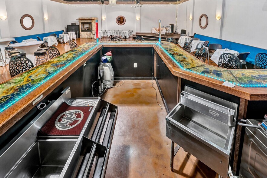 More Photos Of 106 Stoney Battery Rd, Troutville Restaurant For Sale