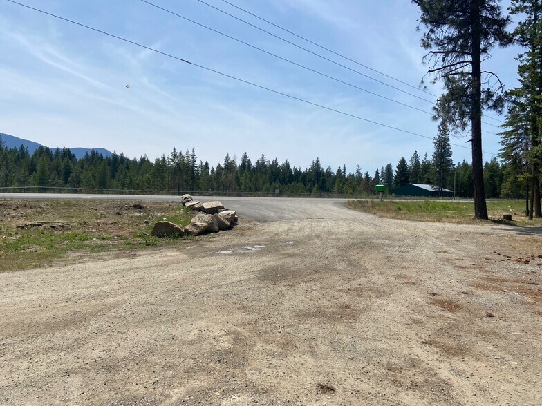 More Photos Of 11 Arbor Ln, Moyie Springs Service For Sale