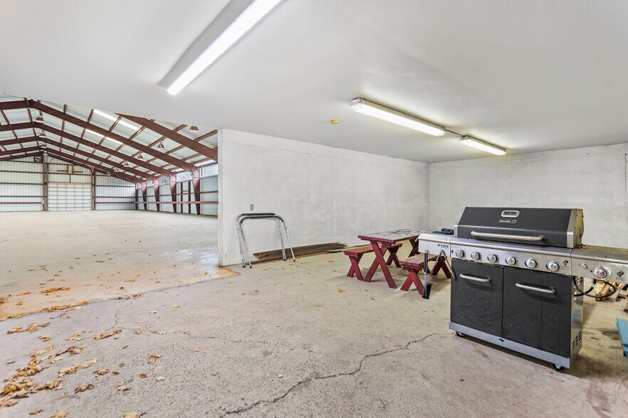 More Photos Of 3521 Blue Crane Ln, Yakima Warehouse For Sale