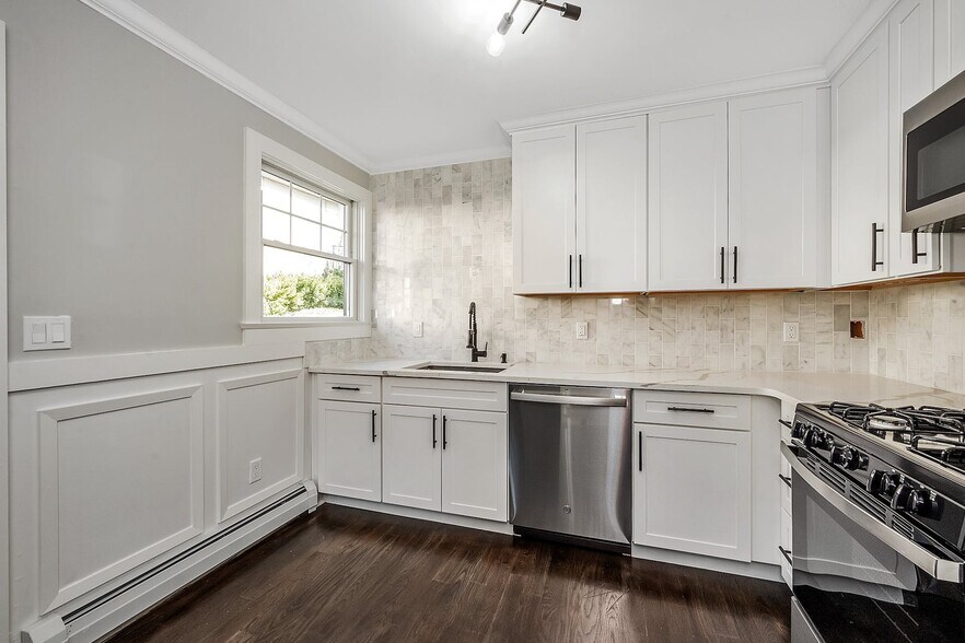 More Photos Of 200 Main St, Eastchester Apartments For Sale