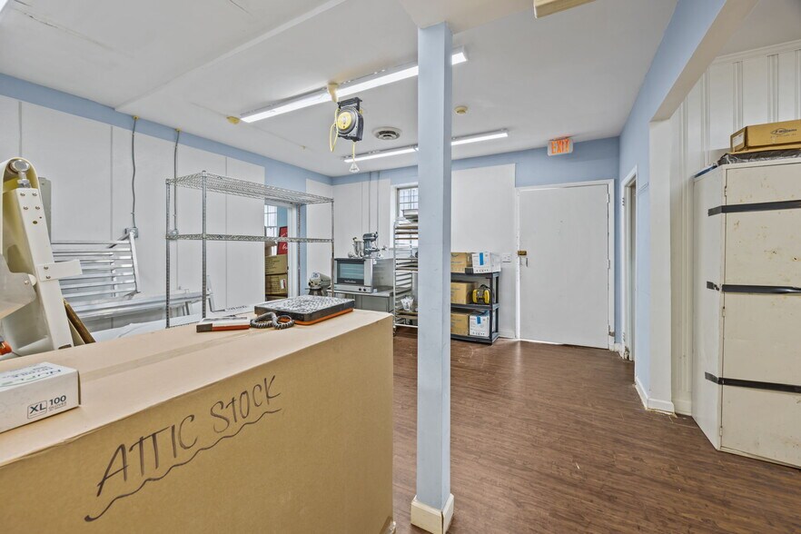 More Photos Of 112 Bull St, Charleston Office Residential For Sale