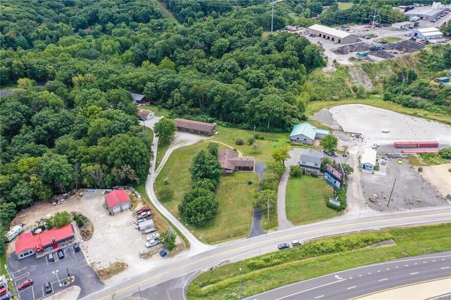 More Photos Of 1500 Gravois Rd, High Ridge Office Residential For Sale