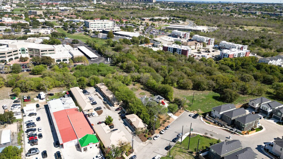 More Photos Of 8860 Oakland Rd, San Antonio Office For Sale