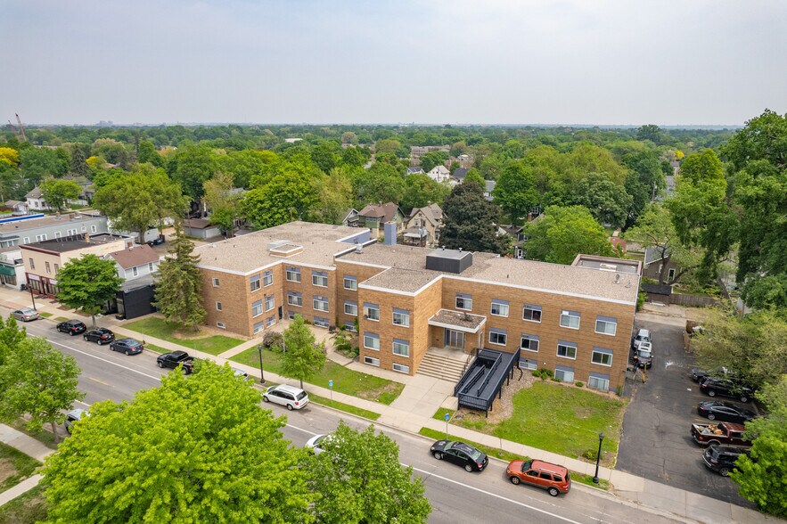 Primary Photo Of 4429 S Nicollet Ave, Minneapolis Apartments For Sale