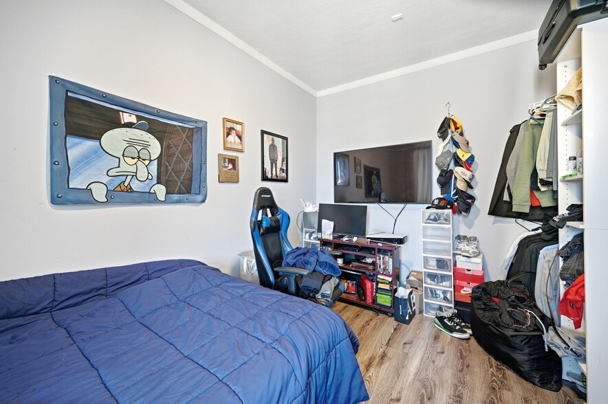 More Photos Of 26 Yonkers Ave, Yonkers Apartments For Sale