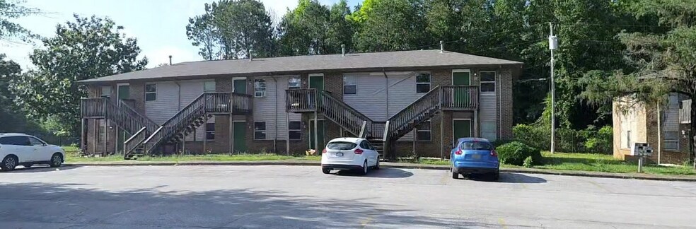 More Photos Of 2601 Cole St, Tuskegee Institute Apartments For Sale