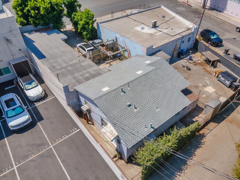 More Photos Of 1817 W Burbank Blvd, Burbank Daycare Center For Sale