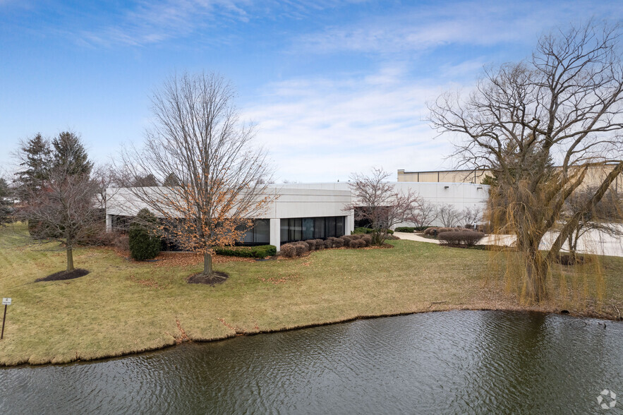 Primary Photo Of 555 Corporate Woods Pky, Vernon Hills Warehouse For Sale