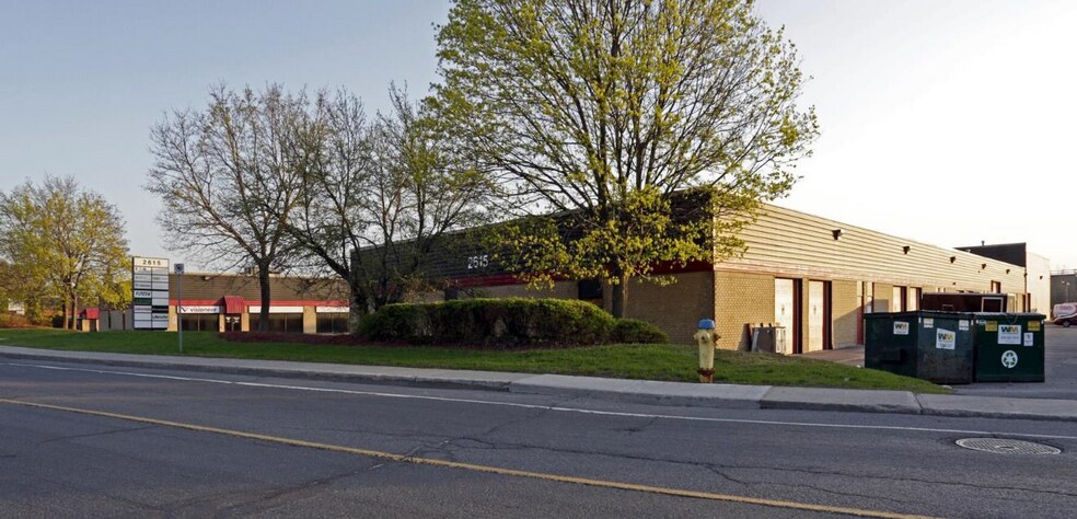More Photos Of 2615 Blackwell St, Ottawa Service For Lease