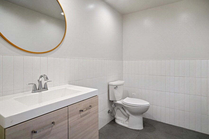 More Photos Of 1411-1413 Cloverfield Blvd, Santa Monica Apartments For Sale