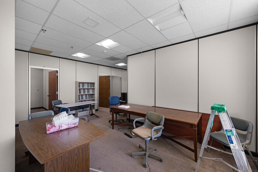 More Photos Of 116 N Church St, Jackson Office For Lease