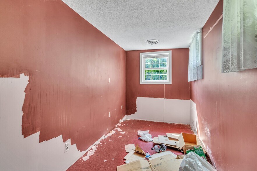 More Photos Of 297 Main St, Monson Storefront Retail Residential For Sale