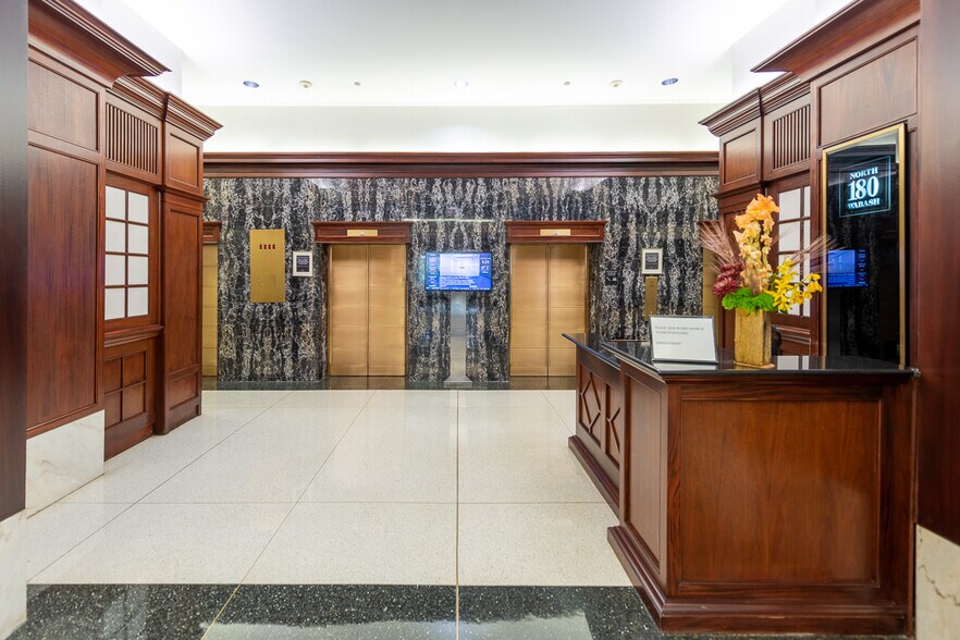 More Photos Of 180 N Wabash Ave, Chicago Office For Lease