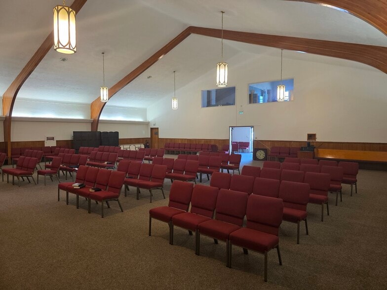 More Photos Of 1063 Aviation Blvd, Hermosa Beach Religious Facility For Sale
