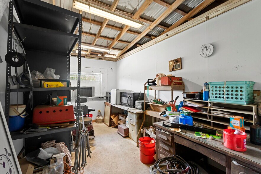 More Photos Of 1056 Reynolds Rd, De Leon Springs Specialty For Sale