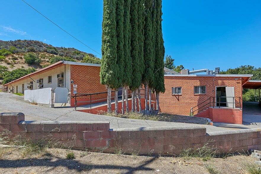 More Photos Of 7744-7754 McGroarty St, Tujunga Schools For Sale