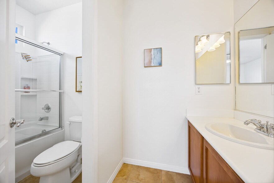 More Photos Of 4375 W Avenue M11, Lancaster Rehabilitation Center For Sale