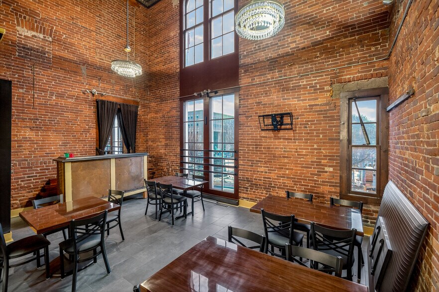 More Photos Of 26 N Main St, Waterbury Storefront Retail Office For Sale