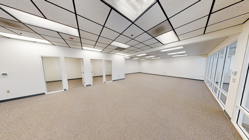 More Photos Of 2901-2929 K St, Sacramento Office For Lease