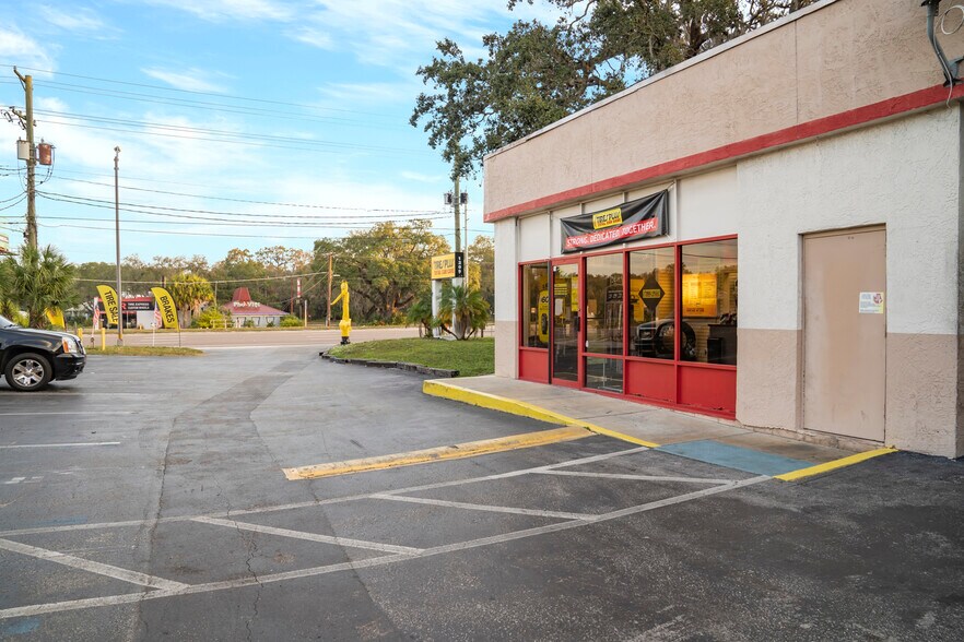 More Photos Of 1209 W Brandon Blvd, Brandon Auto Repair For Sale