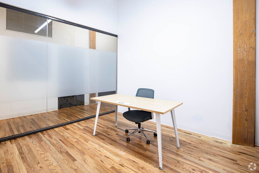 More Photos Of 1200 W 35th St, Chicago Office For Lease