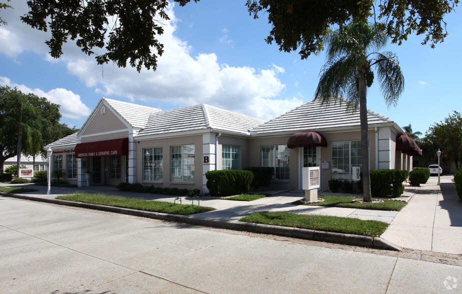 More Photos Of 3900 Clark Rd, Sarasota Medical For Sale