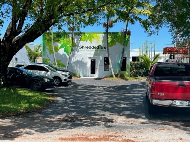 Primary Photo Of 6742 NW 17th Ave, Fort Lauderdale Warehouse For Lease