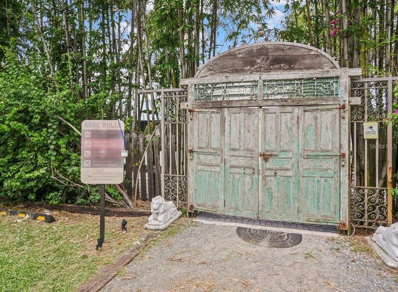 More Photos Of 4421 Edgewater Dr, Orlando Freestanding For Sale