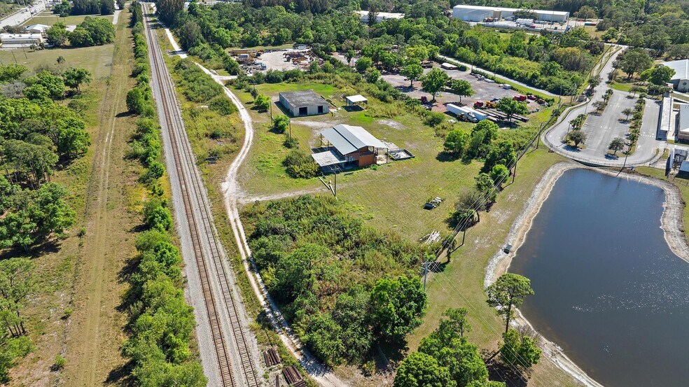 More Photos Of 15803 SW Farm Rd, Indiantown Manufacturing For Sale
