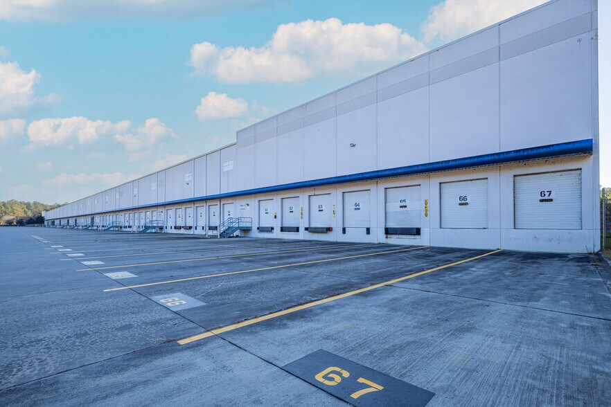 More Photos Of 50 Innovation Dr, Savannah Distribution For Lease