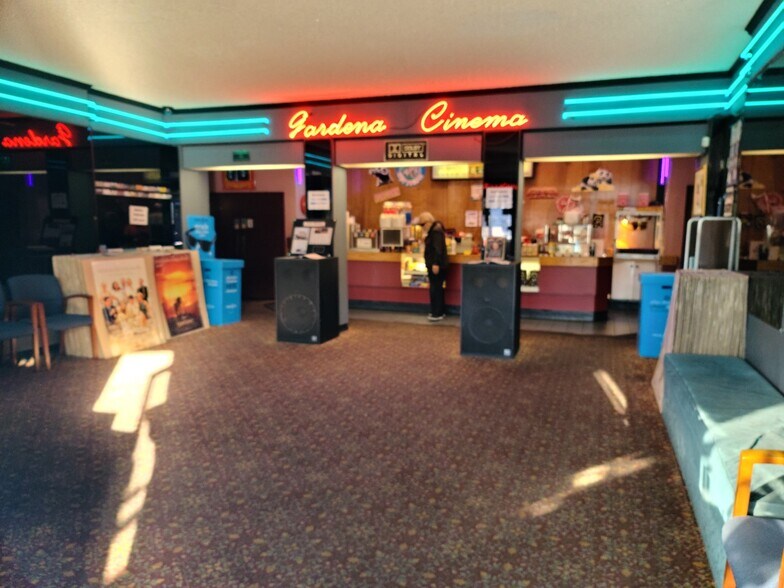 More Photos Of 14948 Crenshaw Blvd, Gardena Movie Theatre For Sale