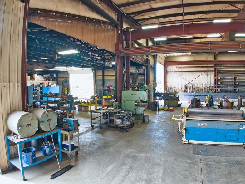 More Photos Of 235 N Angola Rd, Coldwater Manufacturing For Sale