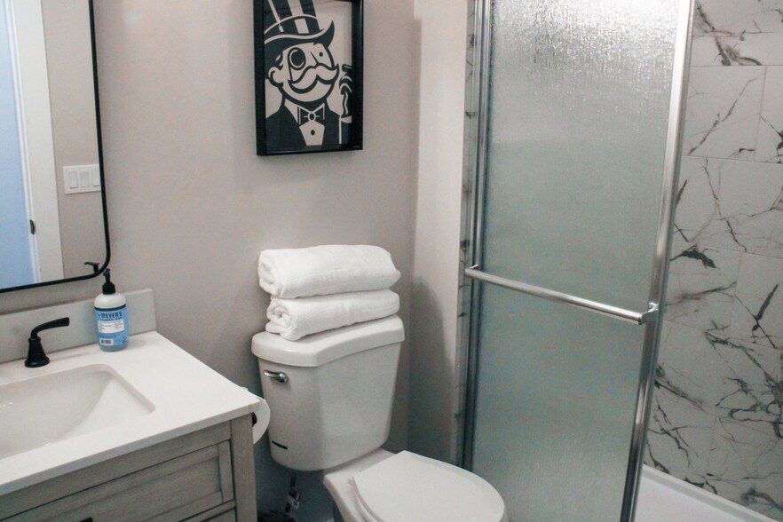 More Photos Of 1807 Logan Ave, Knoxville Multifamily For Sale