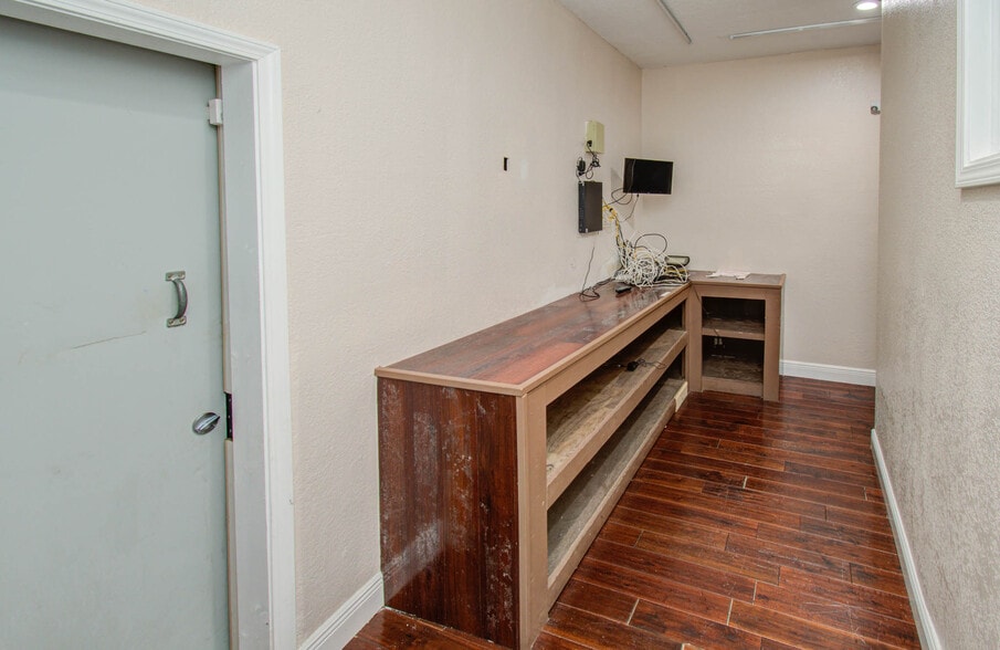 More Photos Of 11411 Homestead Rd, Houston Religious Facility For Sale