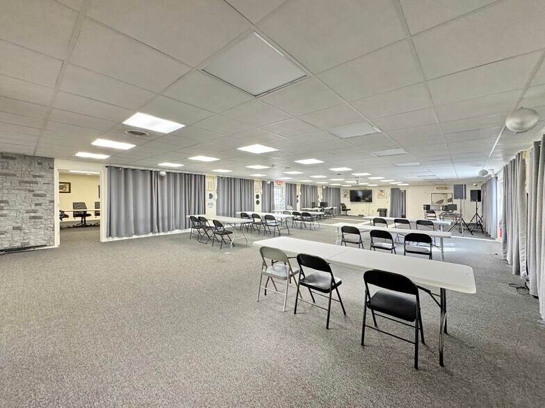More Photos Of 18119 N Sussex Hwy, Bridgeville Office For Sale
