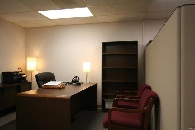 More Photos Of 1023 EXECUTIVE PARKWAY Dr, Saint Louis Office For Sale
