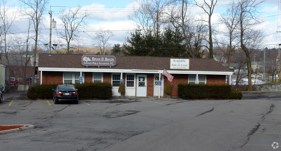 Primary Photo Of 125 W Seneca St, Manlius Office For Lease