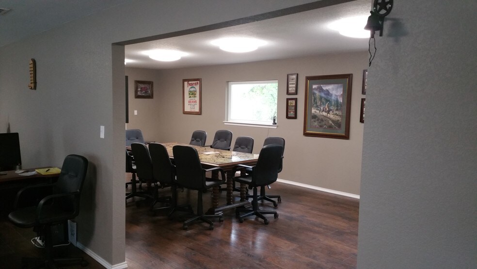 More Photos Of 10502 Mineral Wells Hwy, Weatherford Restaurant For Sale