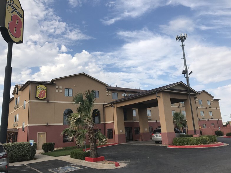 More Photos Of 4397 Sayles Blvd, Abilene Hotel For Sale